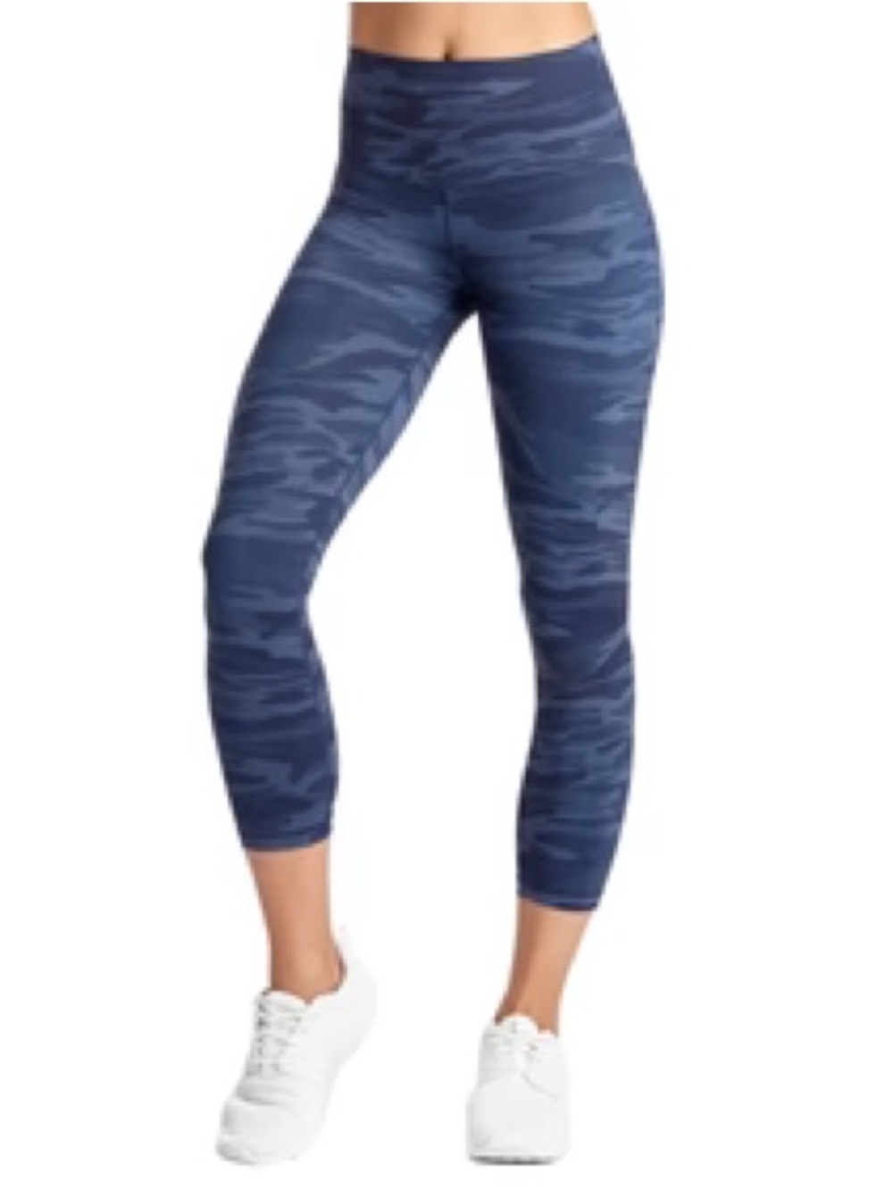 DYI size M navy camo crop leggings